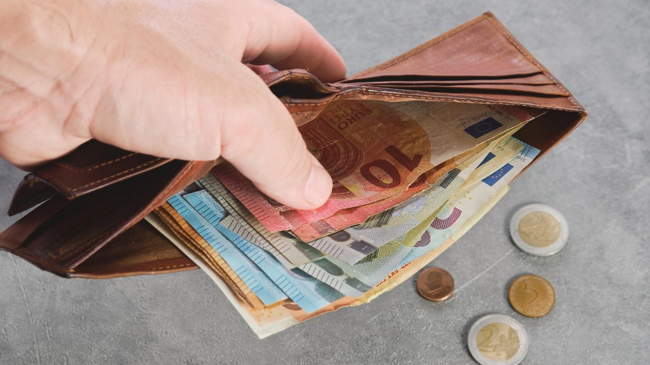 Geld, Münzen, Portmonaie