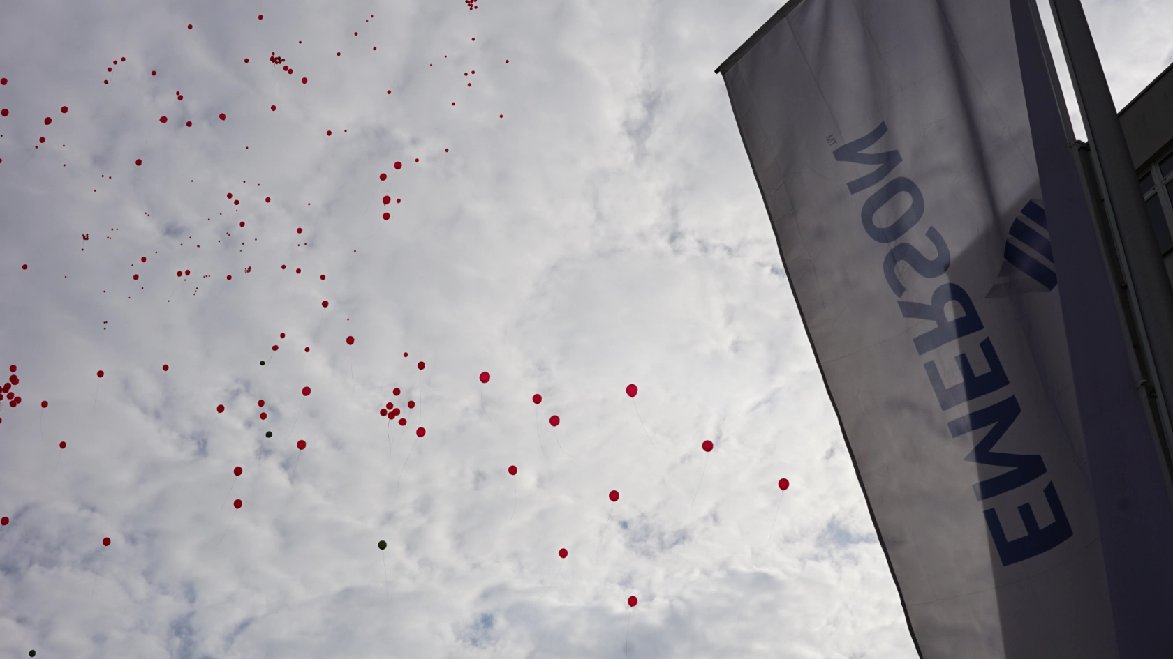 Protest gegen Stellenabbau bei Emerson-Aventics