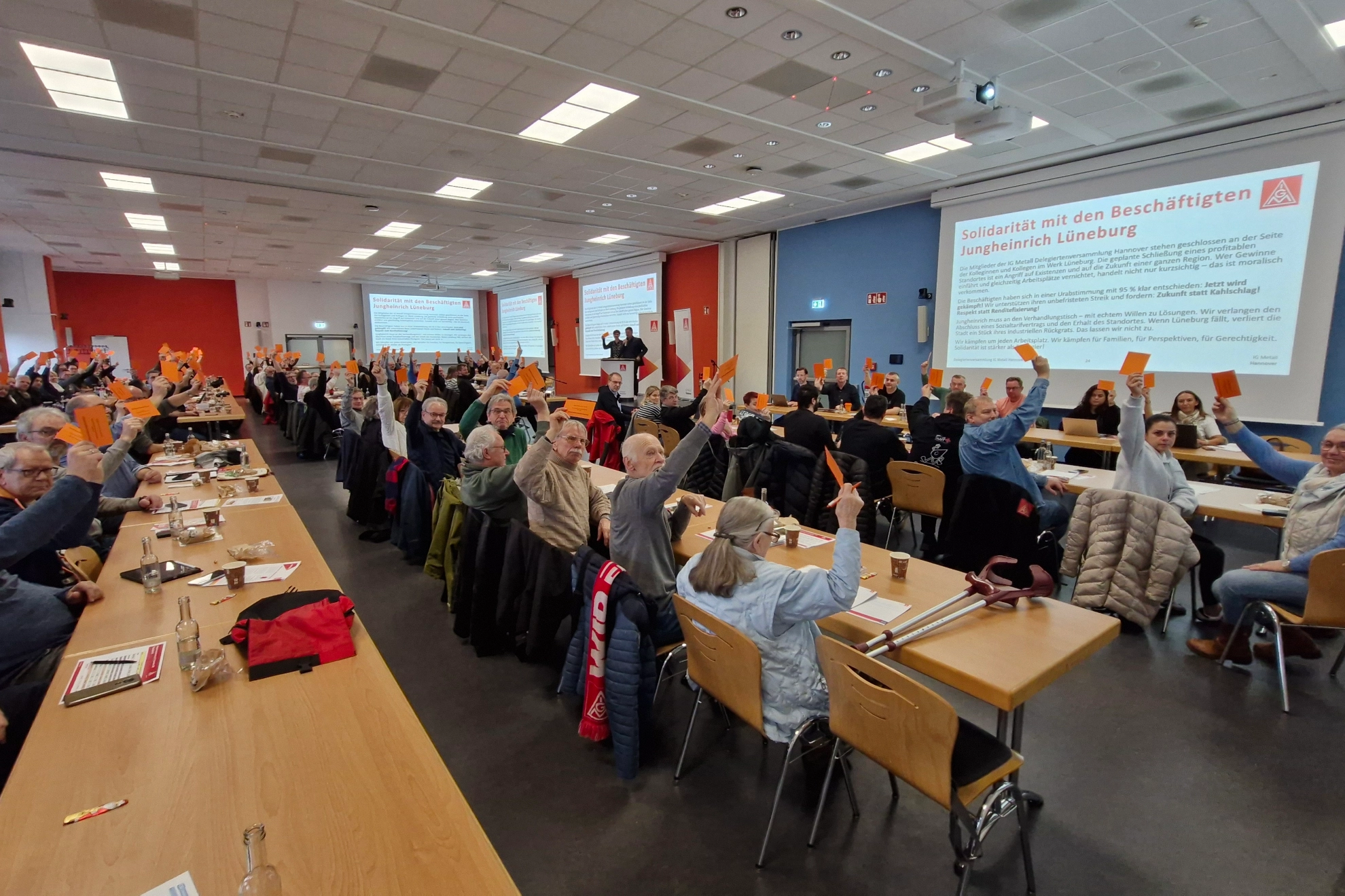 Solidaritätserklärung mit den Beschäftigten bei Jungheinrich Lüneburg