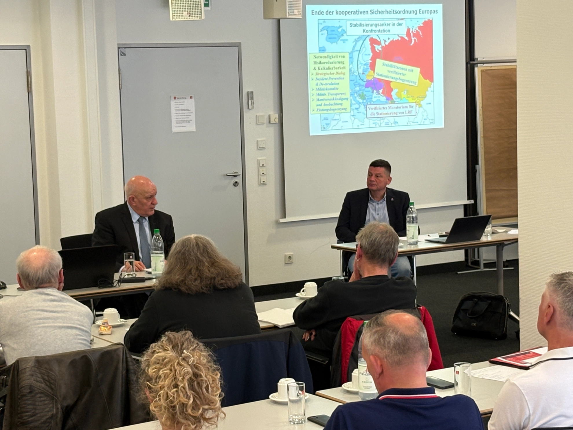 Friedenspolitische Reihe mit W. Richter