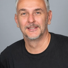 Stille, Timo
